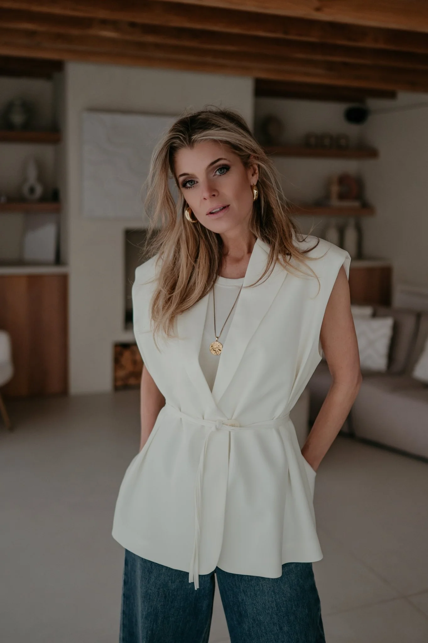 Trode blazer I White - Image 10