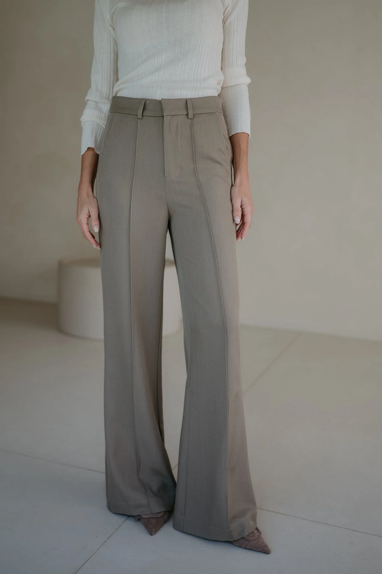 Vacuita trousers I Taupe - Image 15