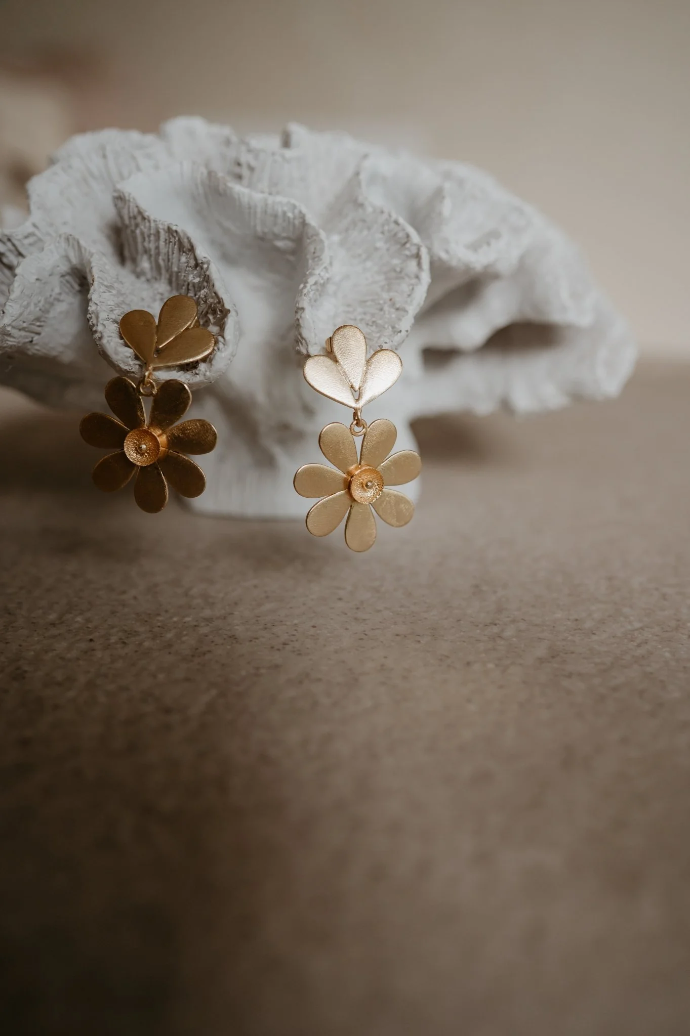 Vedi earrings I Gold - Image 3