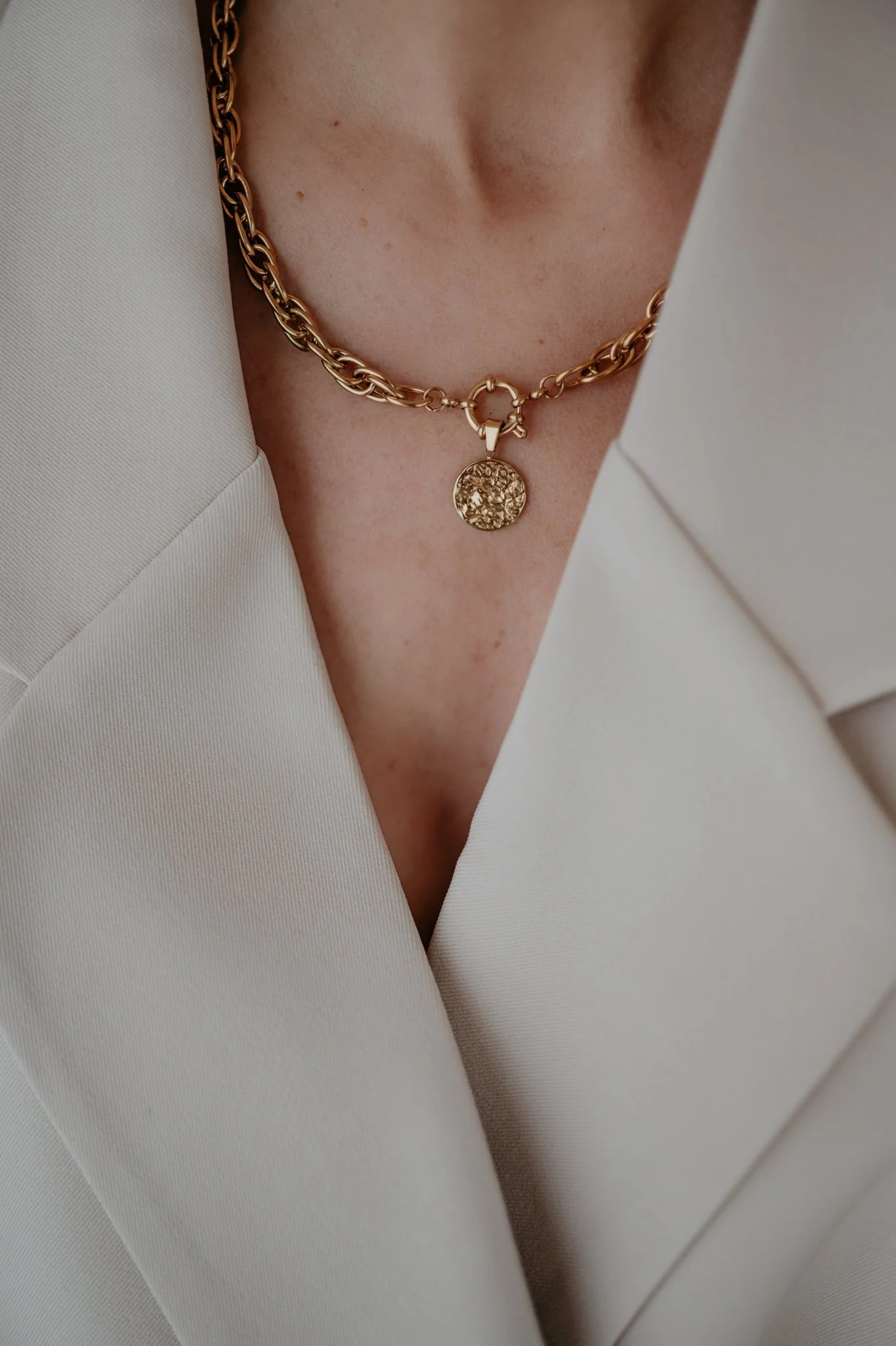 WS necklace iconic small I Gold - Image 2