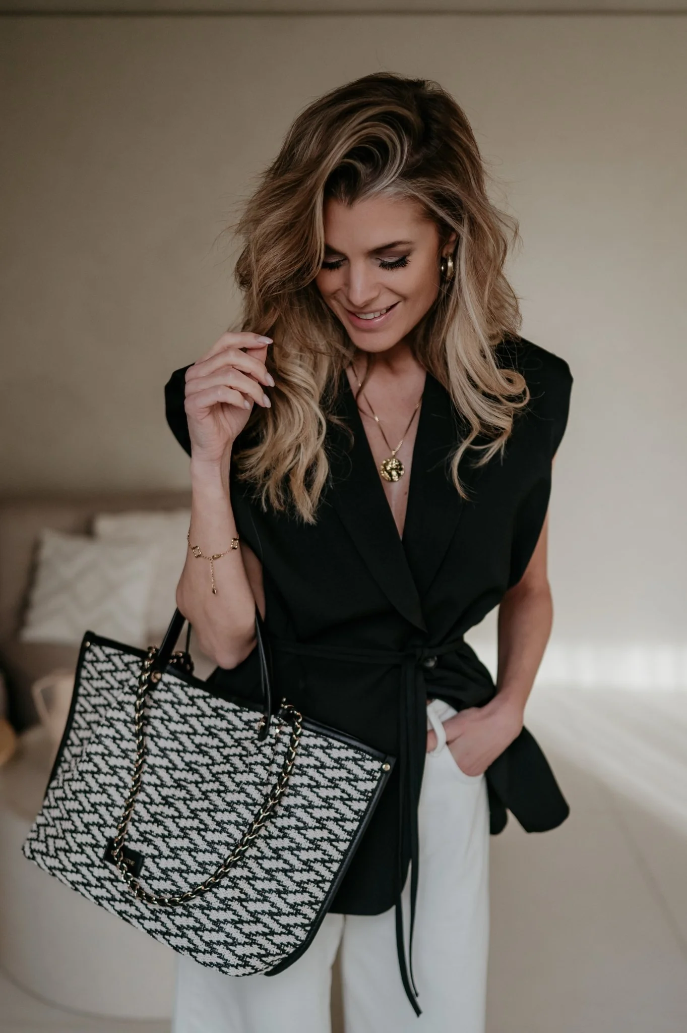 Zinudi handbag I Black - Image 3