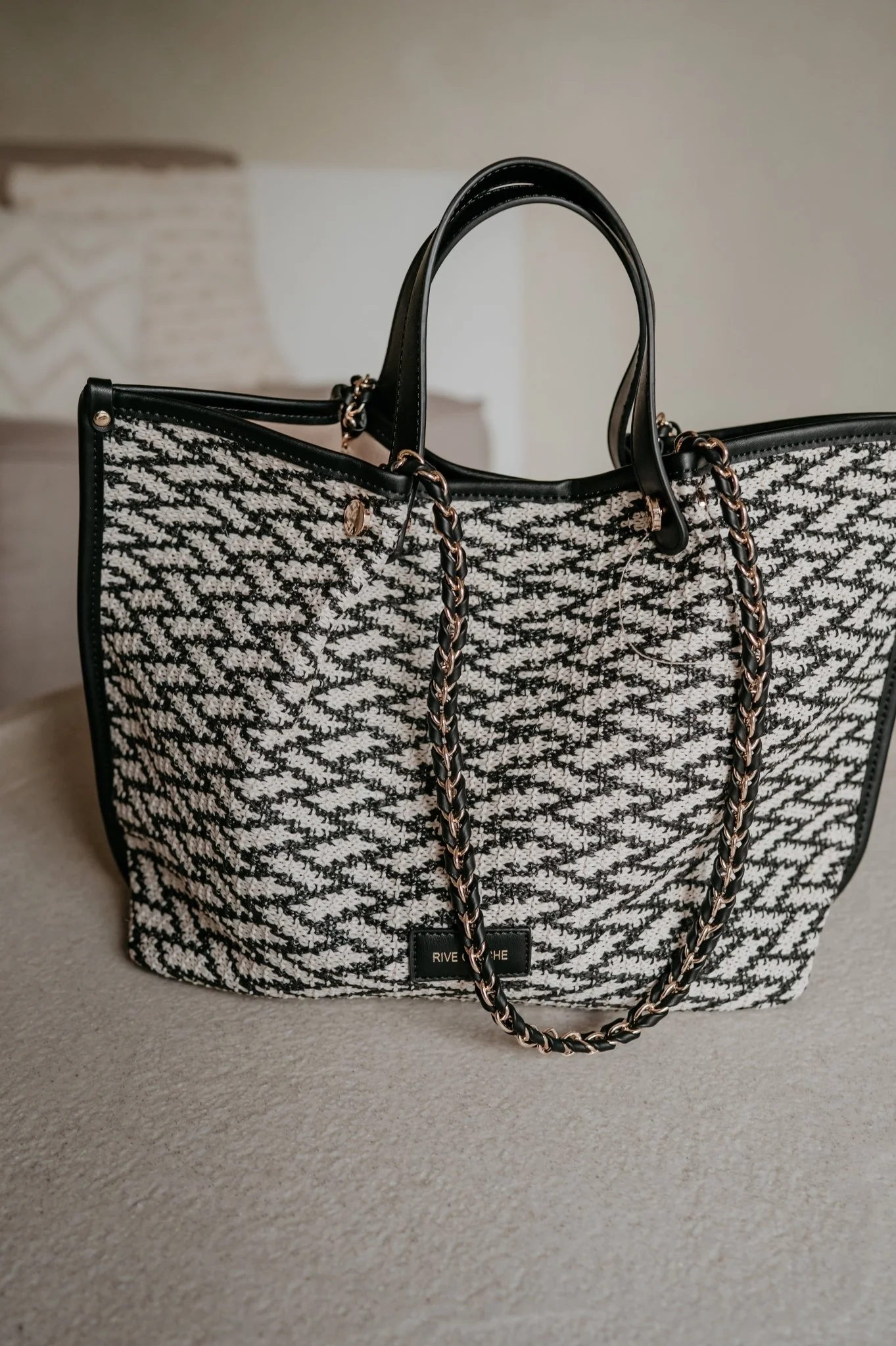Zinudi handbag I Black - Image 8